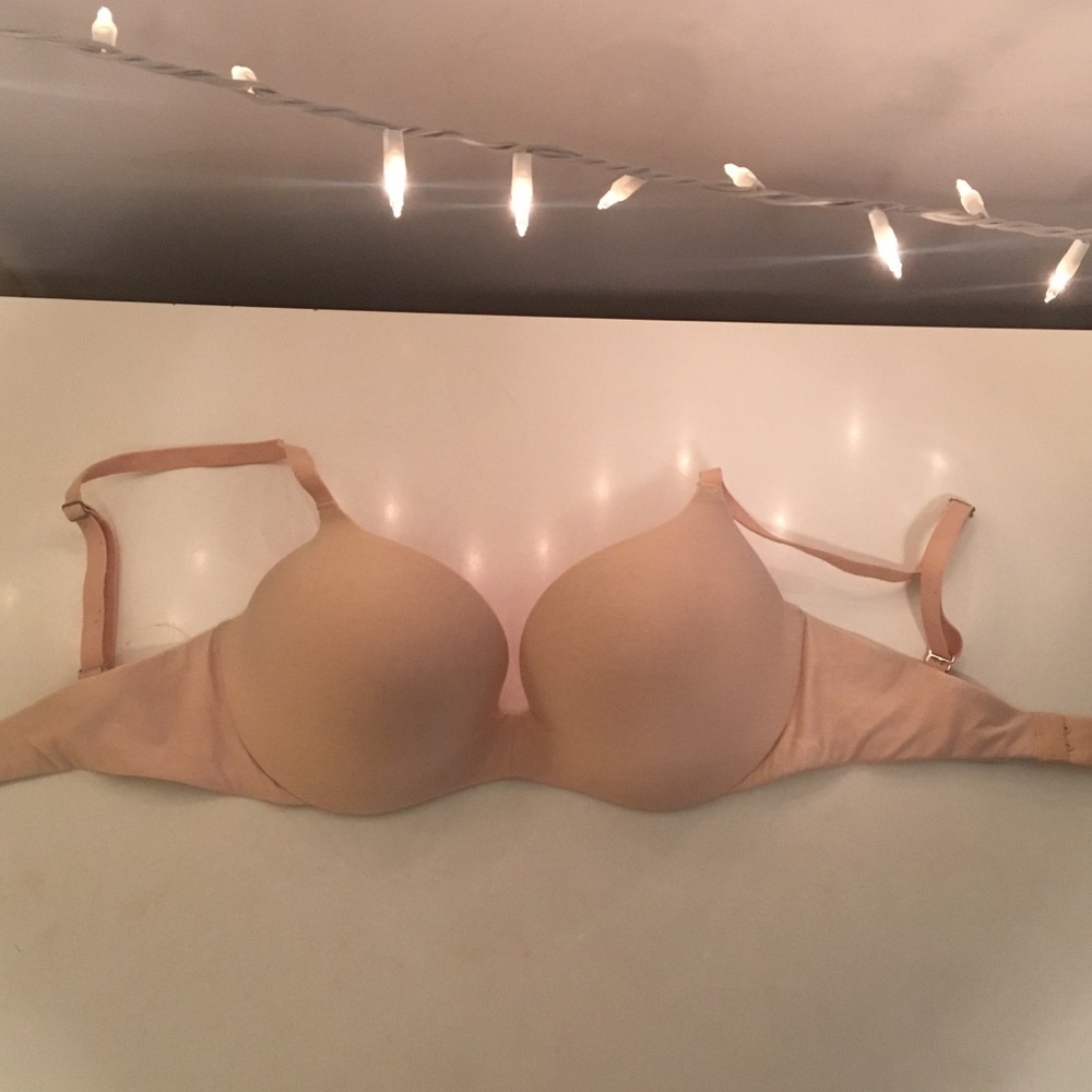 32DD Victoria’s Secret Pink Nude Push Up Bra